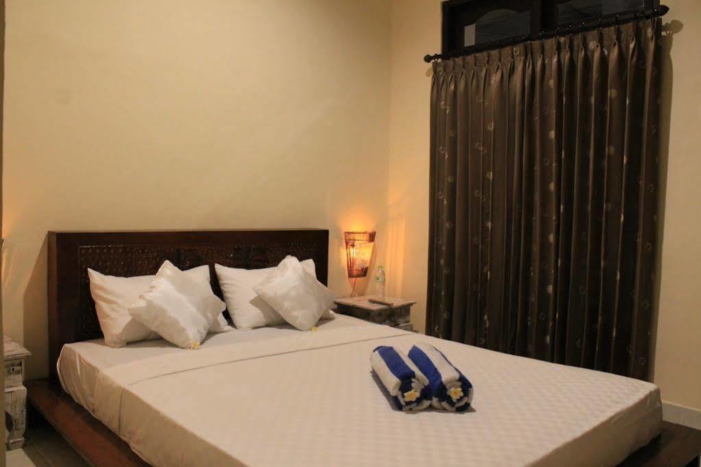 Chillin Kuta Homestay Εξωτερικό φωτογραφία